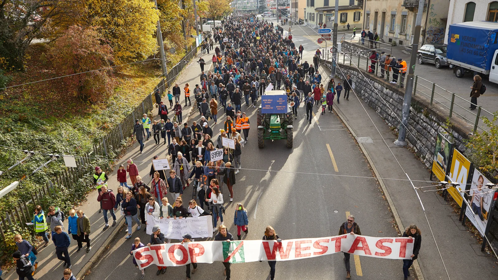 Biel wird laut demo 2 copyright stefan hofmann biel H7 4532 0037