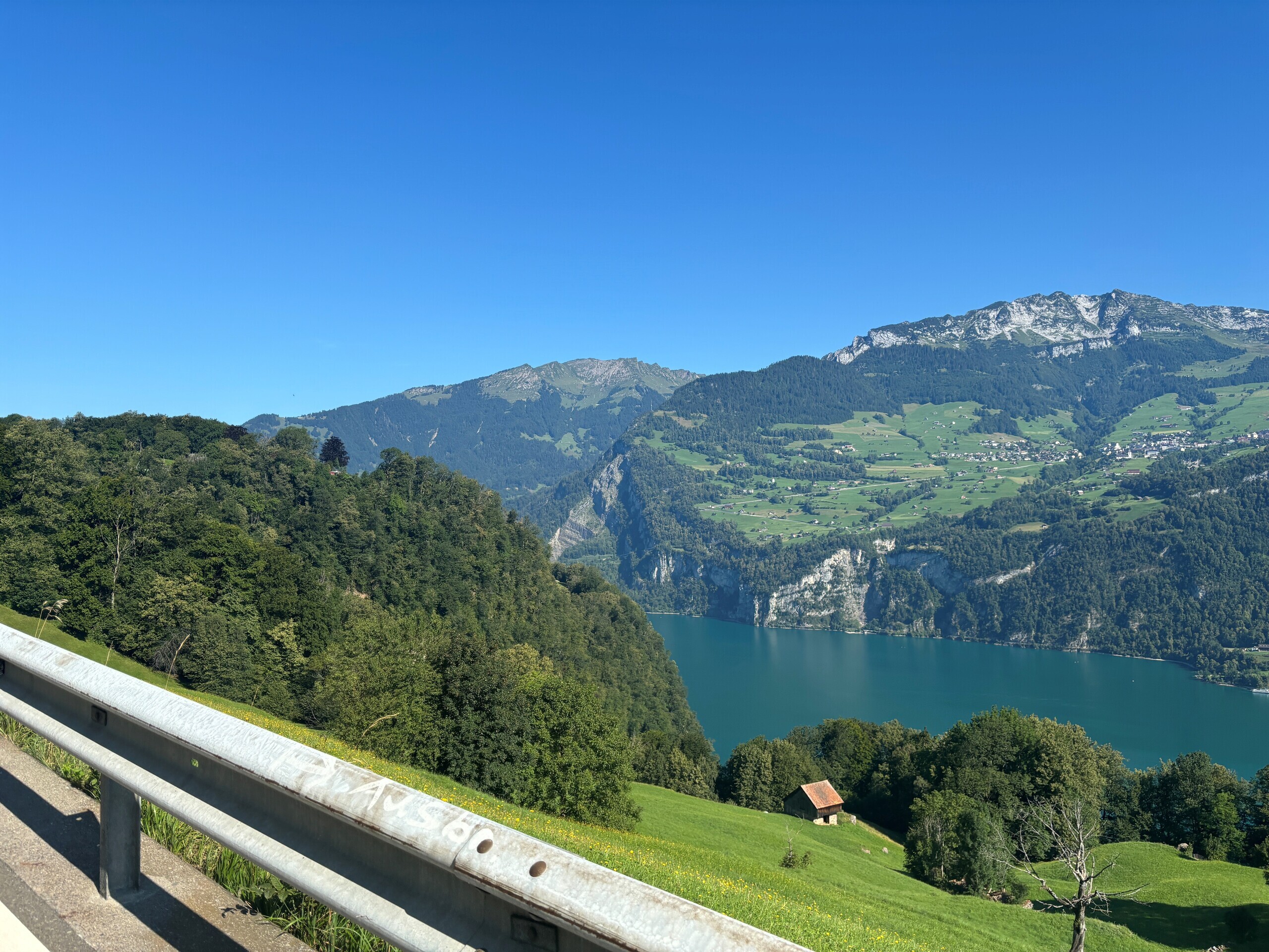 Sicht auf den Walensee Glarus