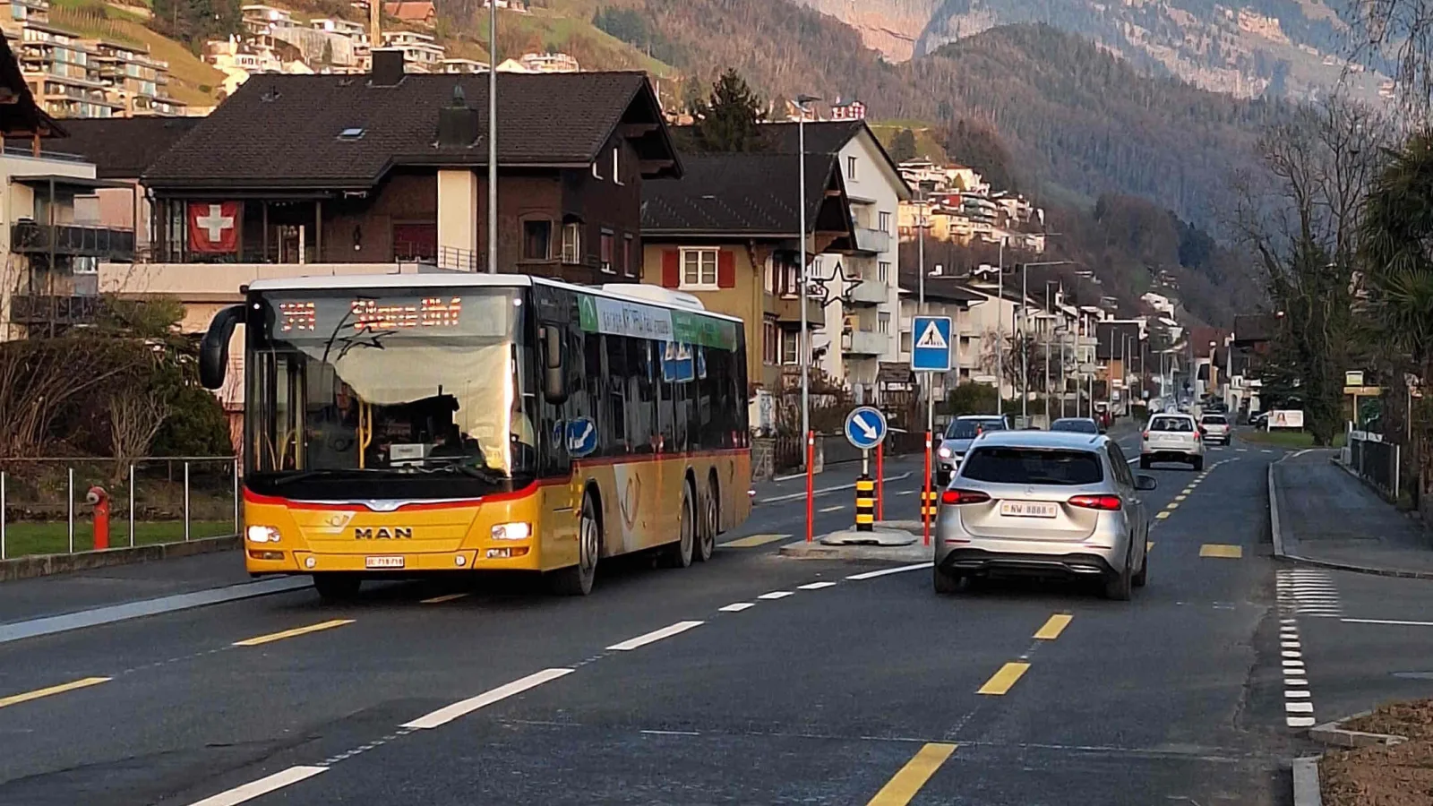 Radstreifen mit 1.80 m-Breite in Ennetbürgen