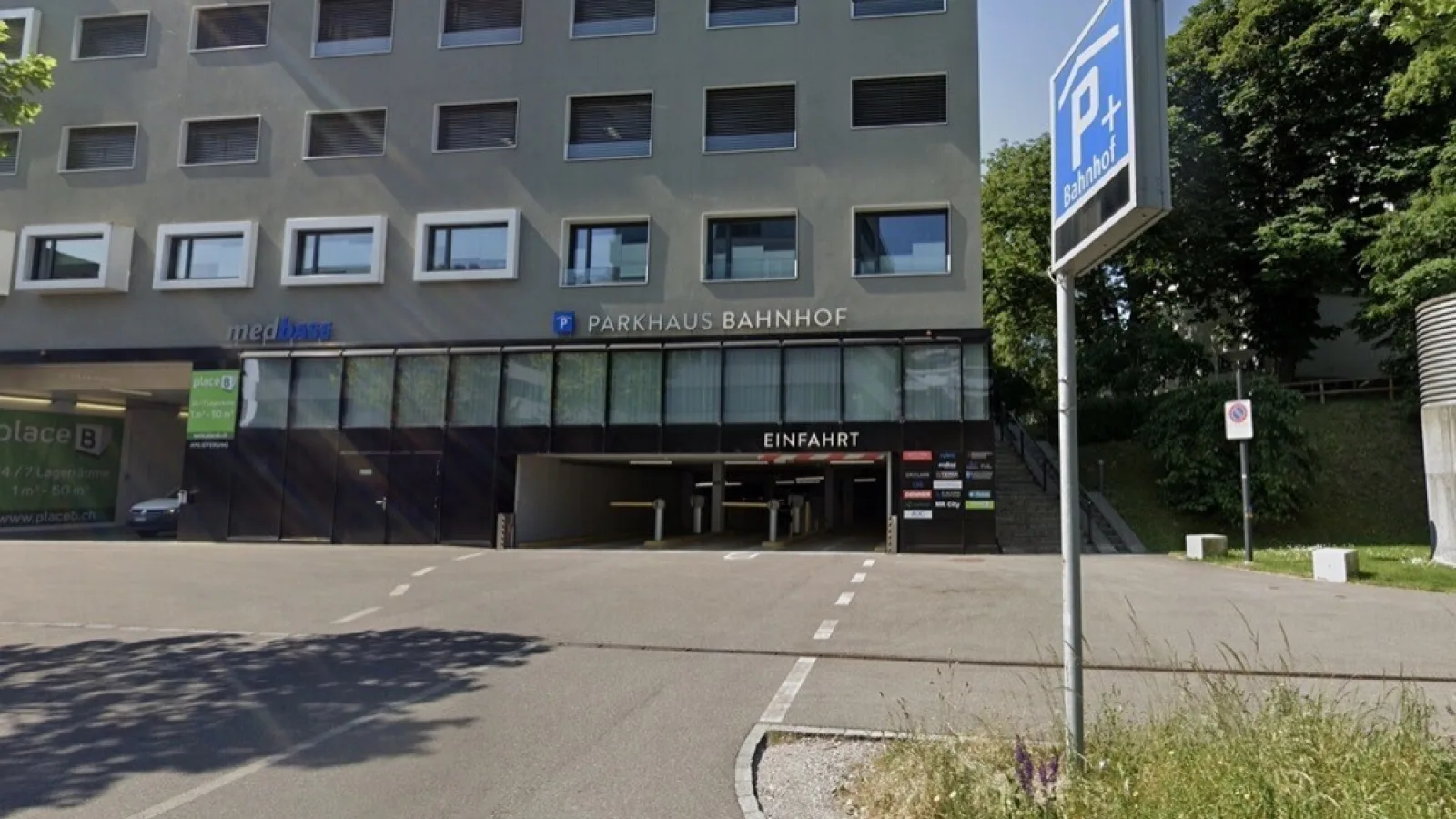 Parkhaus bahnhof 2 cut