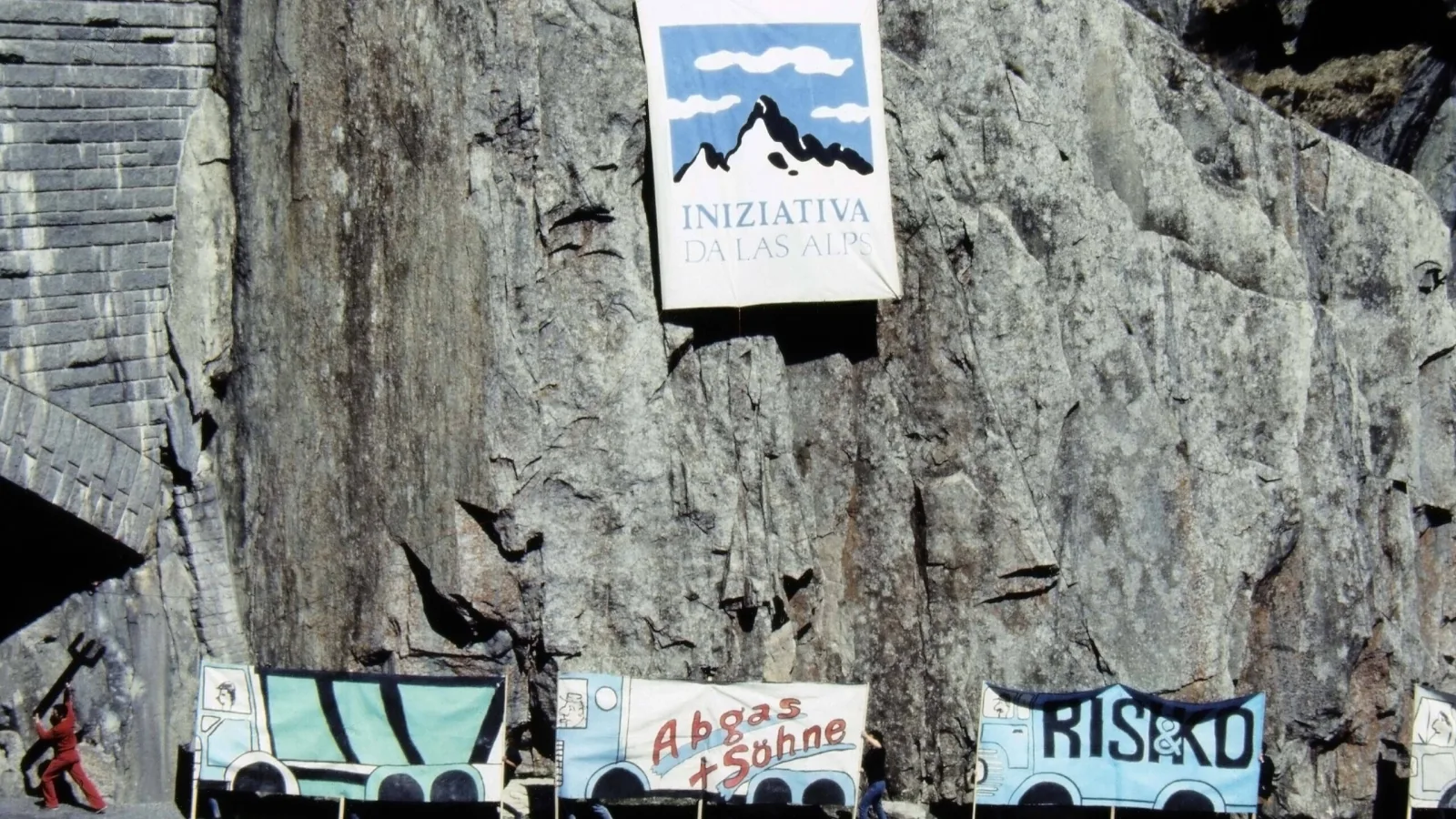 Will Ivo Schillig die Alpeninitiative rückgängig machen?