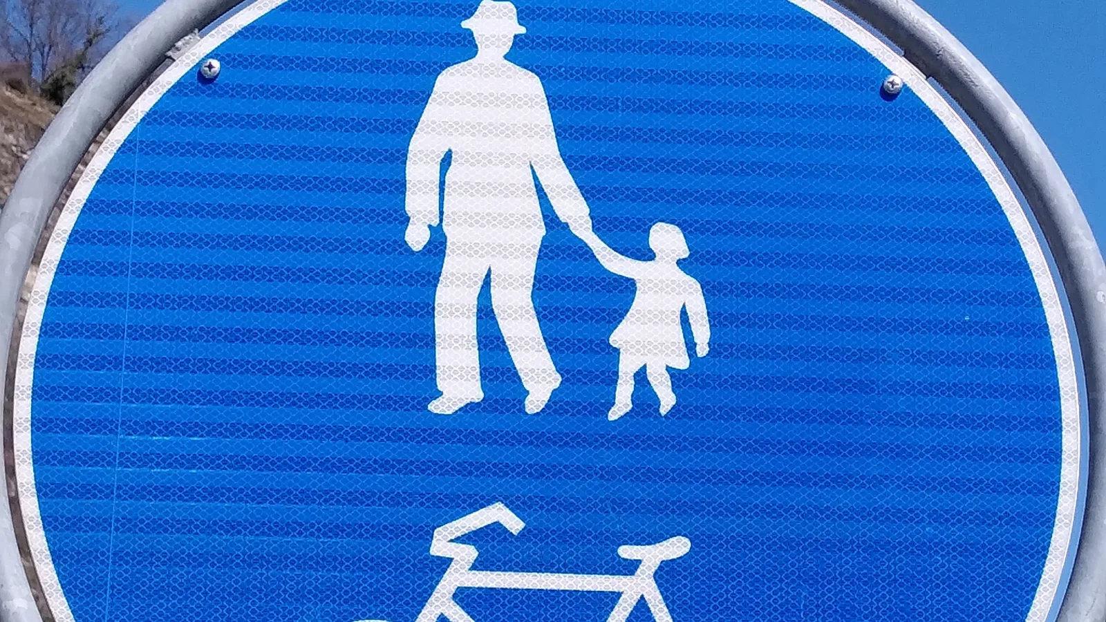 Foto Fussgaenger Velozeichen Sonja Oesch