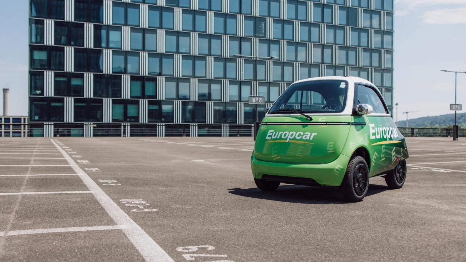 Europcar Microlino 6 media normal