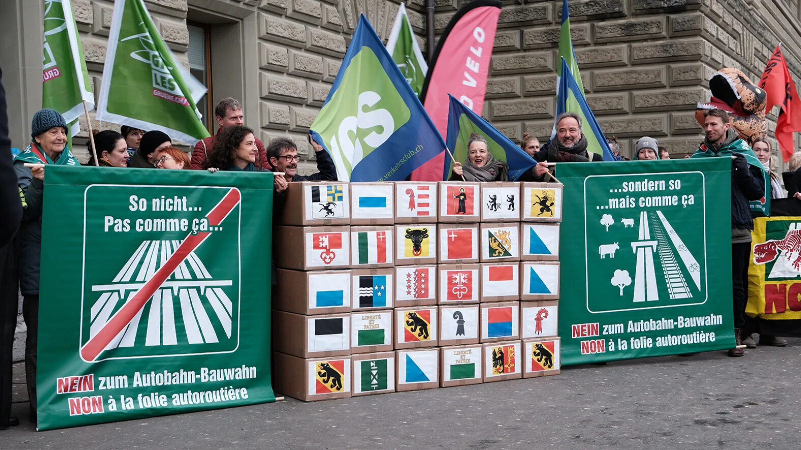 Nein zum Autobahn-Ausbau, Referendum, Bunte Einreichungsaktion,  Januar 2024