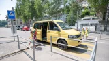 Elterntaxi auf Fussgängerstreifen