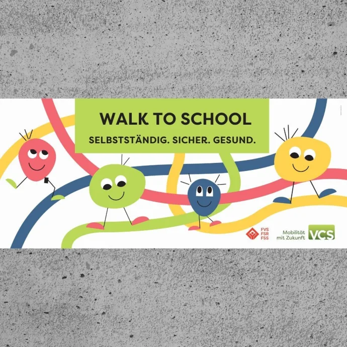 Banderole walk to school