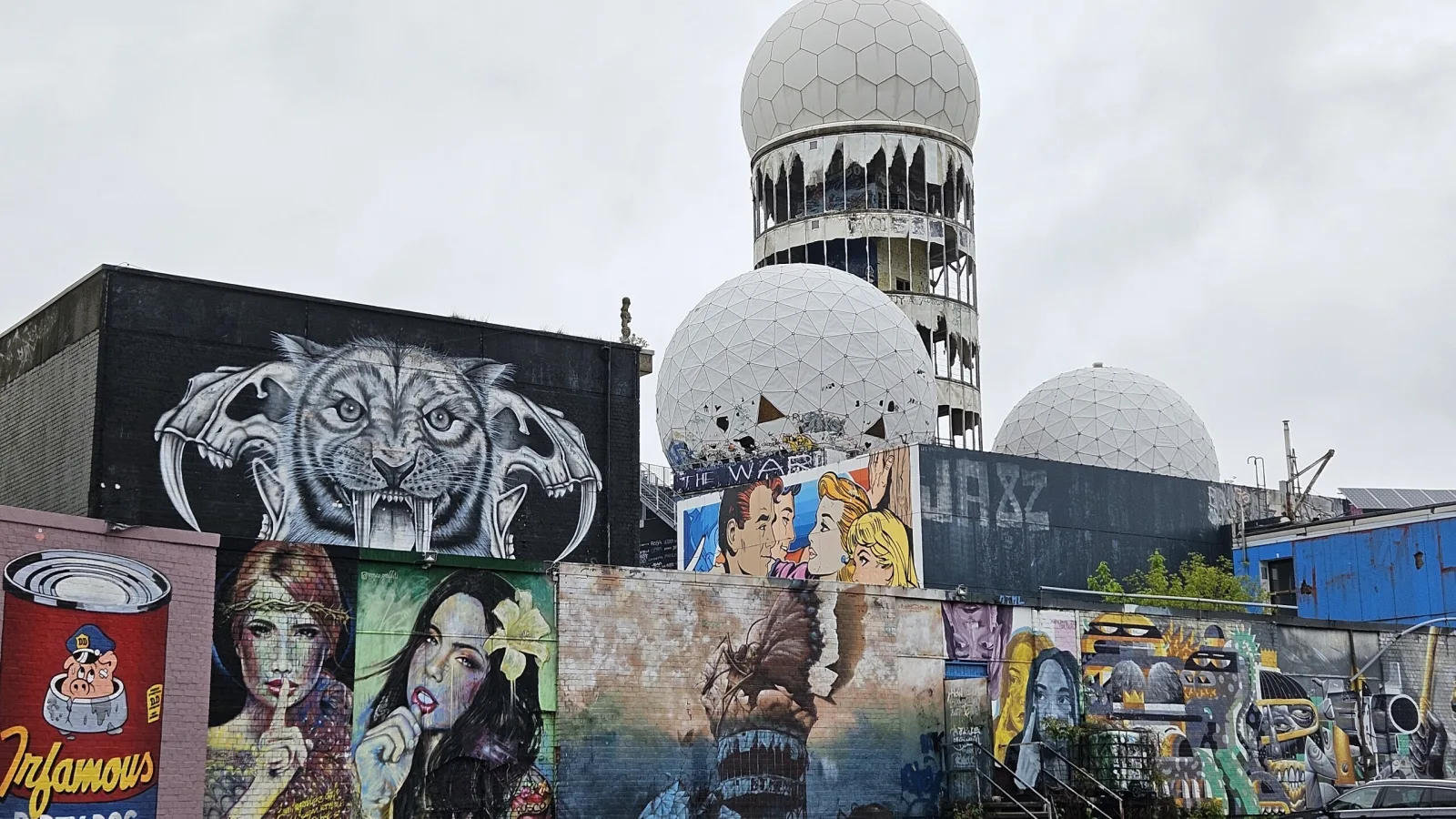 Wandern in Berlin Abhörstation auf dem Teufelsberg