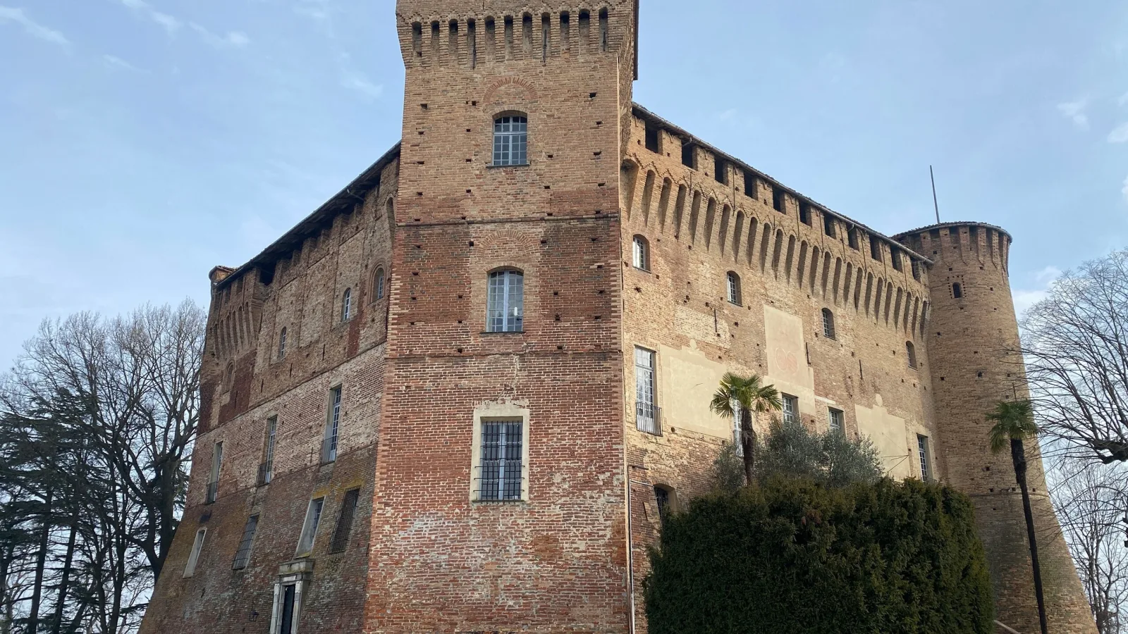 Castello Piemont Zugreise