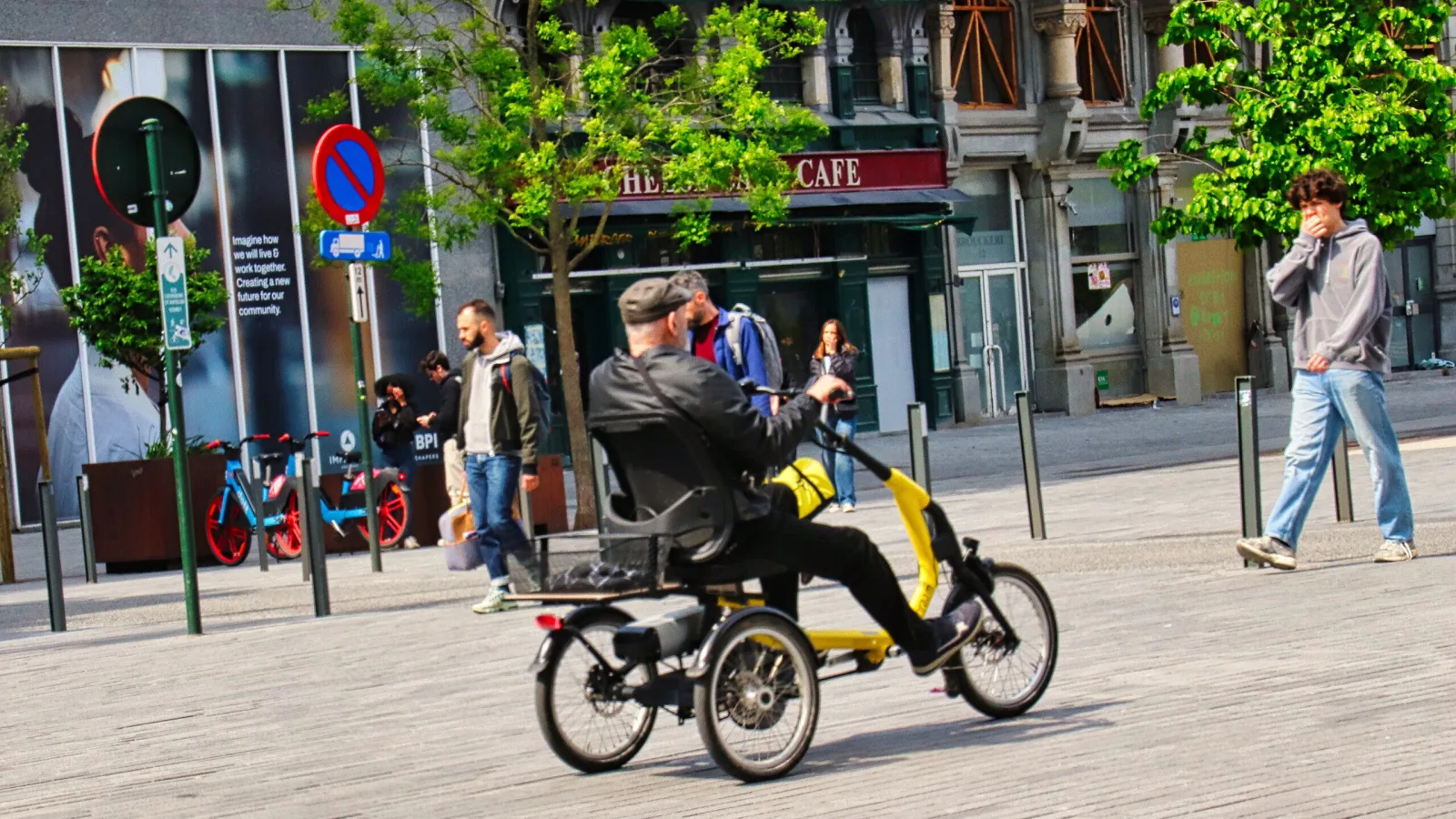 1 2025 s24 25 Dossier Bruessel copy Ruedelavenir