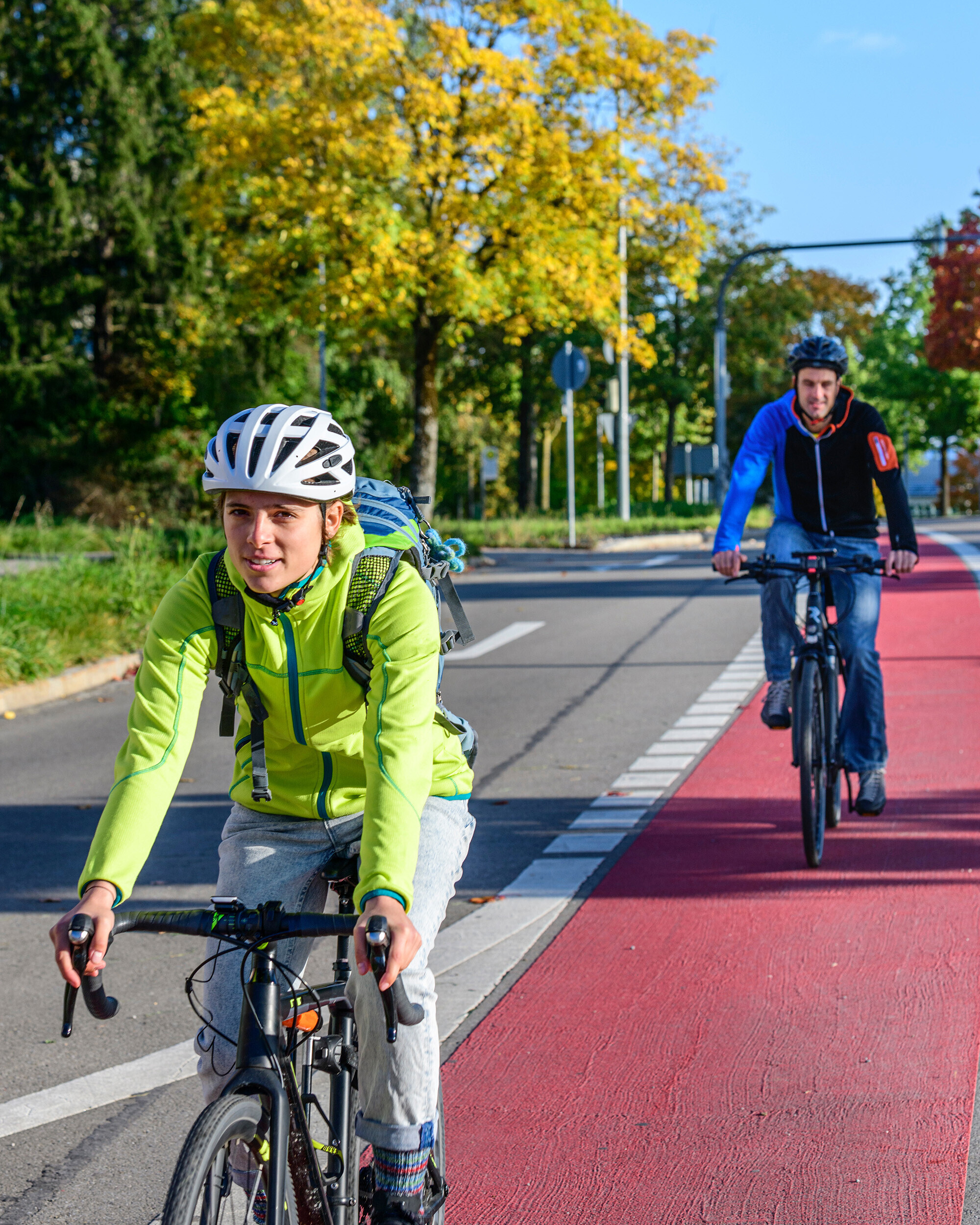 Frau Velohelm Strasse