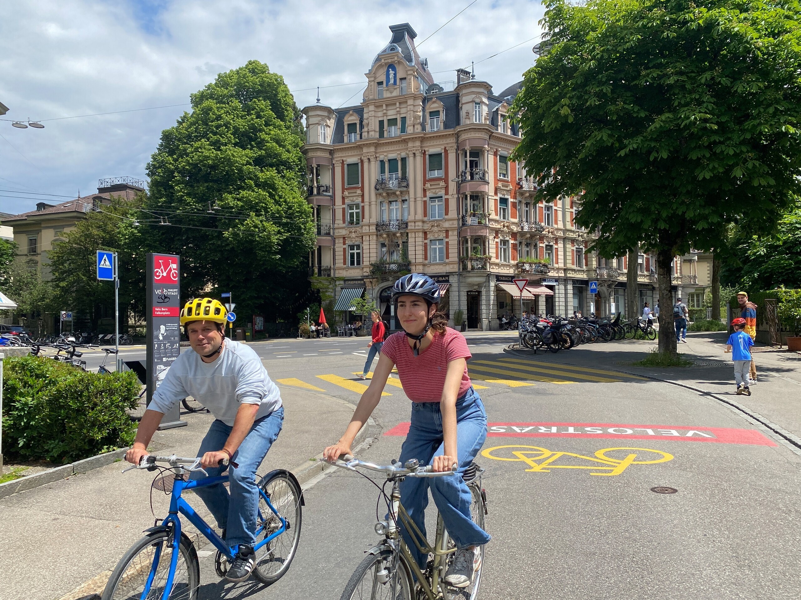 Velostrasse Velofahrerinnen